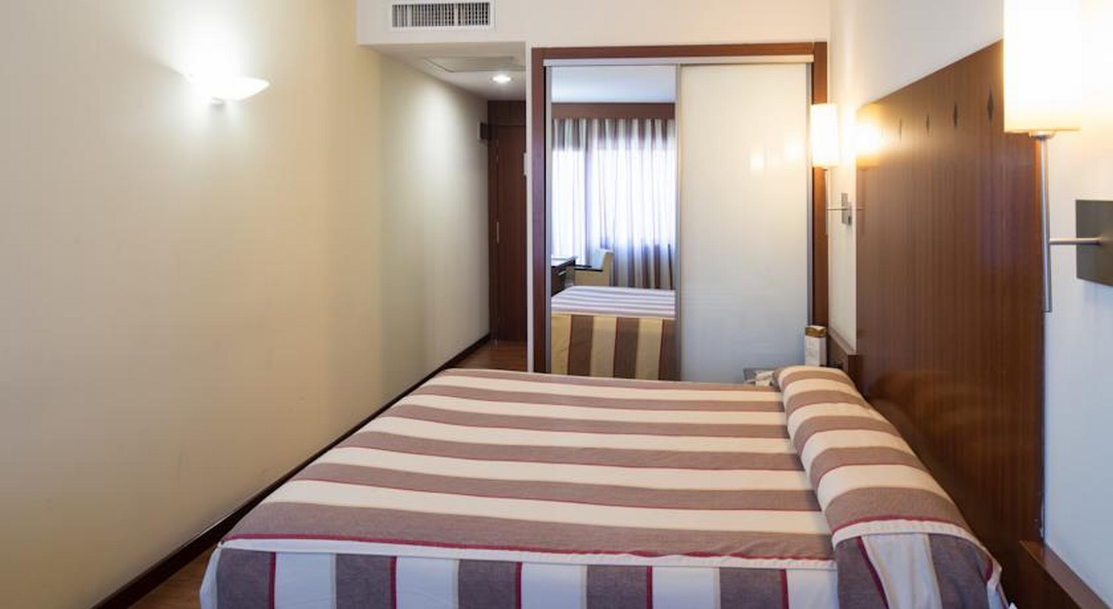 Catalonia Gran Hotel Verdi Sabadell Ngoại thất bức ảnh