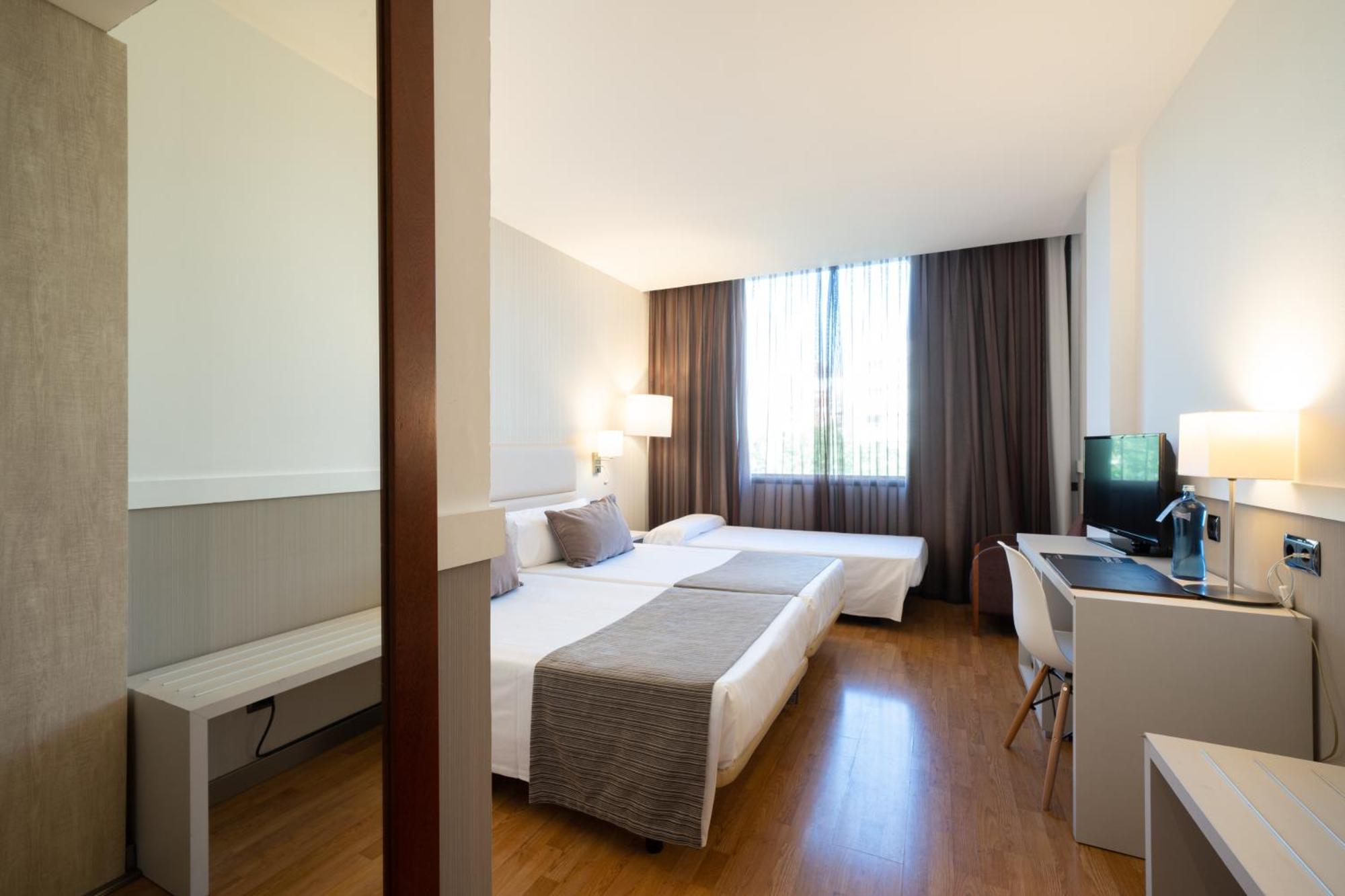 Catalonia Gran Hotel Verdi Sabadell Phòng bức ảnh